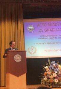 Presentacion Isaias Rondón en Acto de Graduación de la Facultad de Farmacia 2019